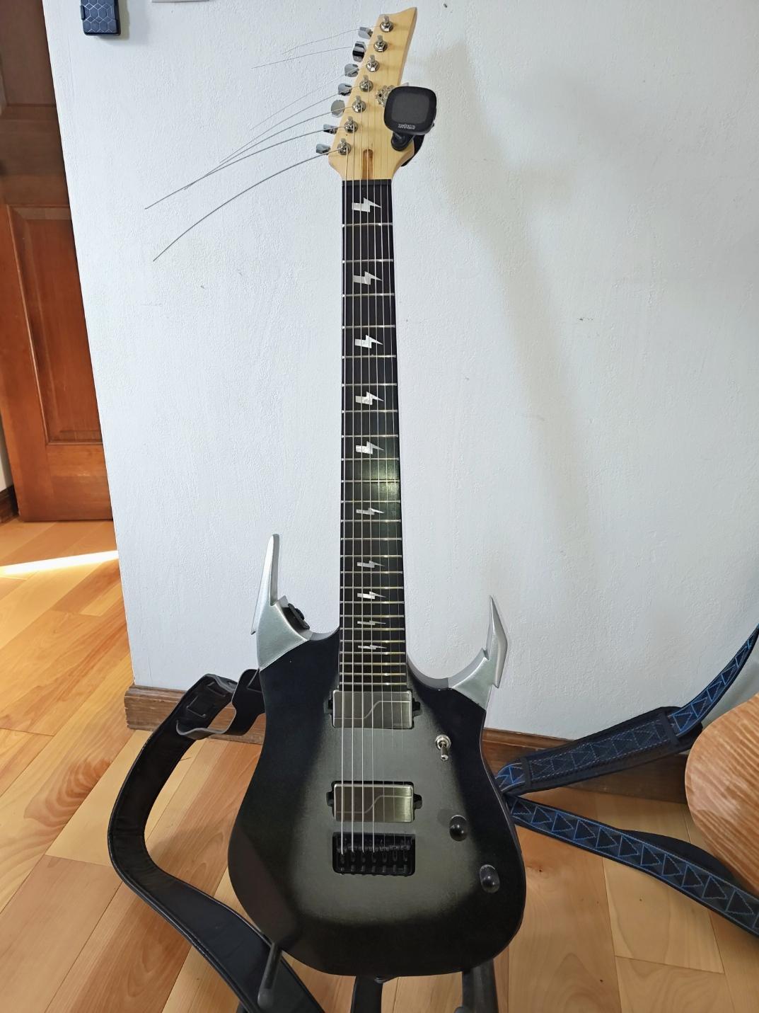 Customer guitar build from Guitar Kit World kit